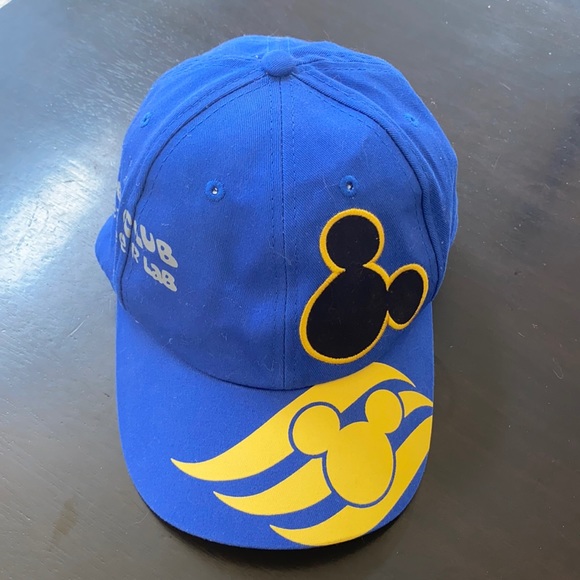 Disney Mickey Mouse Hat - Picture 1 of 6